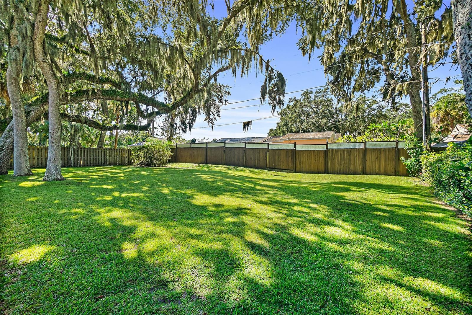 Image 27 of 28 For 1822 Mango Tree Drive