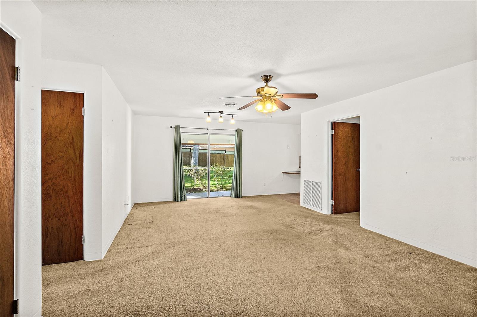 Image 5 of 28 For 1822 Mango Tree Drive