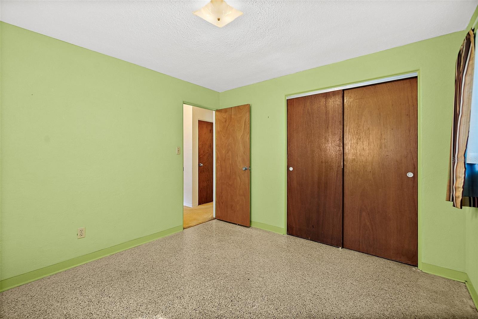 Image 8 of 28 For 1822 Mango Tree Drive