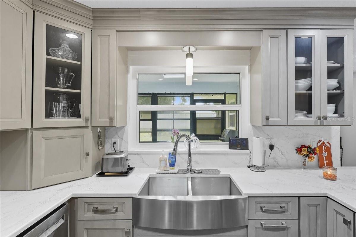 Image 10 of 46 For 28 Prattwood Lane