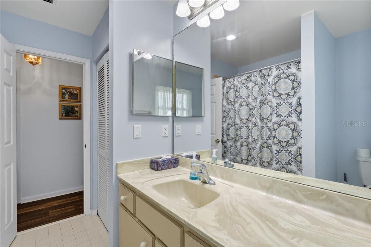 Image 26 of 46 For 28 Prattwood Lane