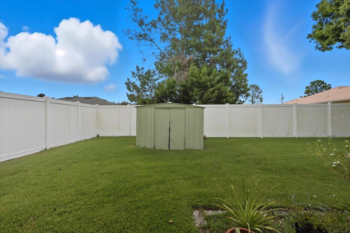 Image 29 of 46 For 28 Prattwood Lane