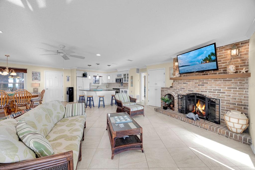 Image 20 of 76 For 1498 Fletcher Avenue