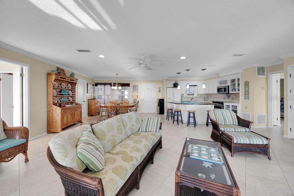 Image 21 of 76 For 1498 Fletcher Avenue