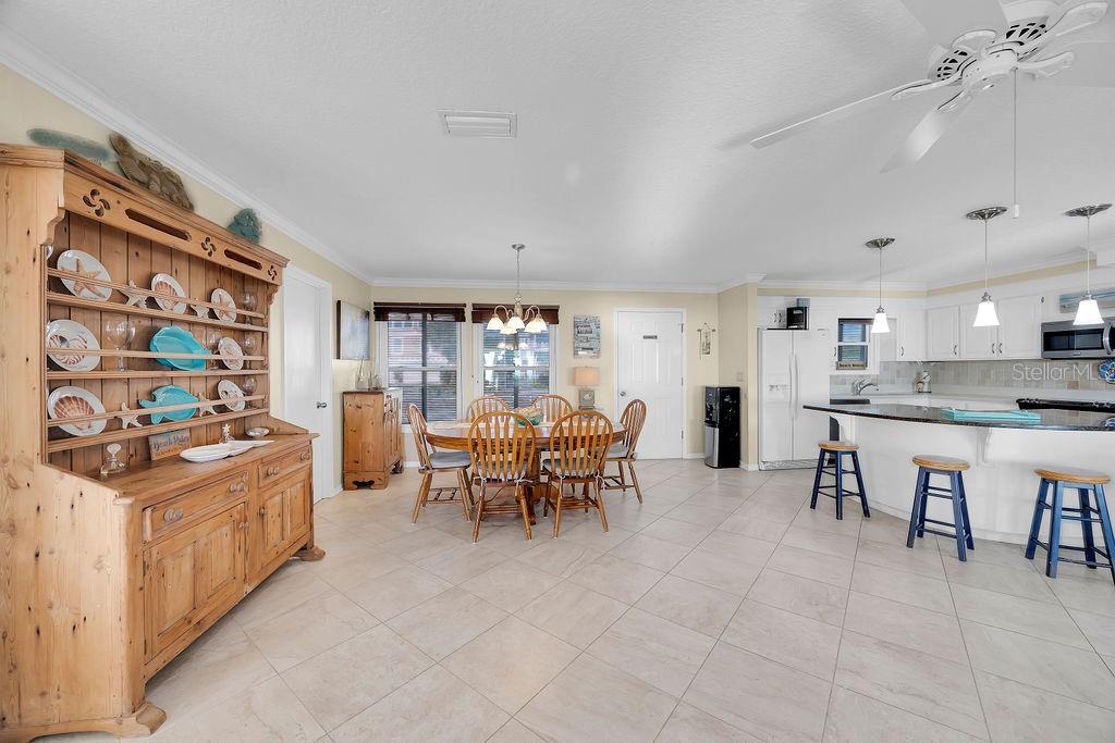 Image 32 of 76 For 1498 Fletcher Avenue