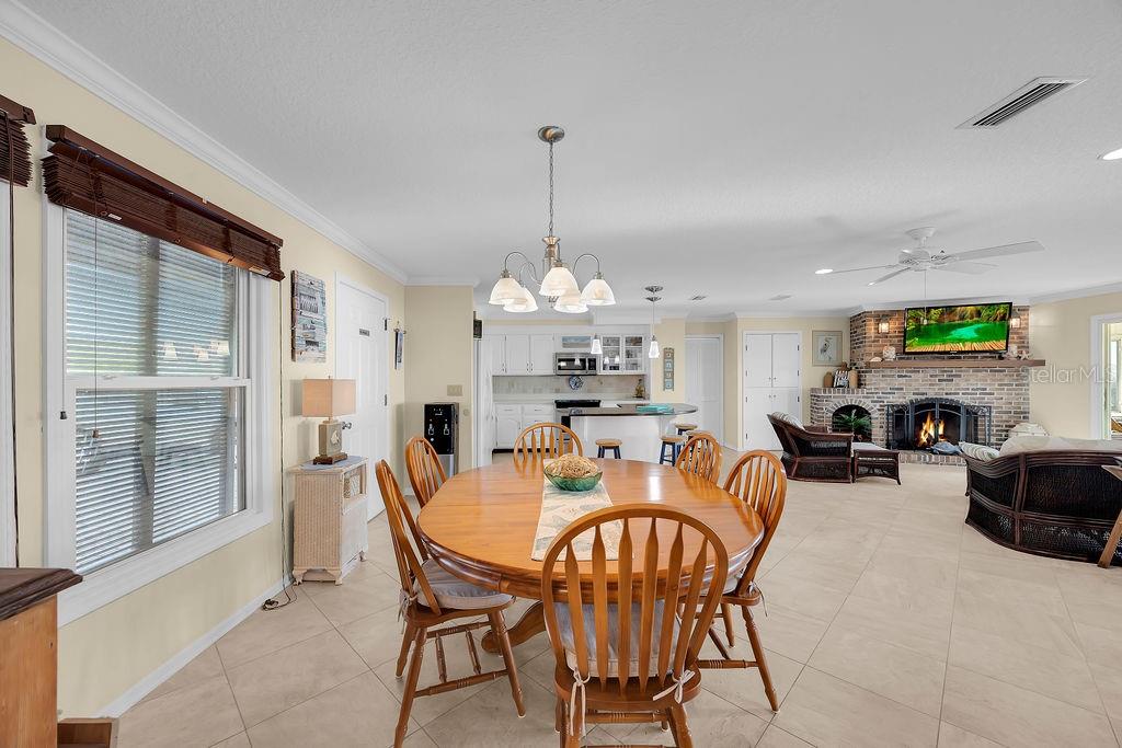 Image 33 of 76 For 1498 Fletcher Avenue