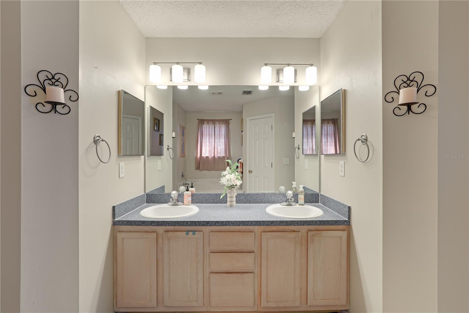 Image 28 of 66 For 701 Camp Francis Johnson Road