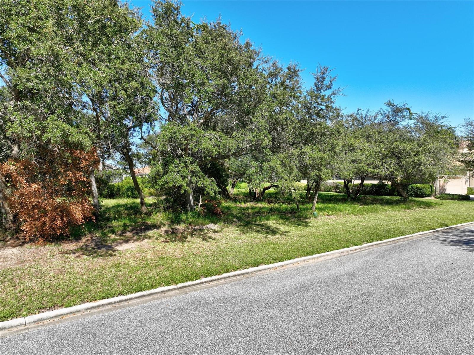 Image 14 of 24 For 40 Atlantic Place