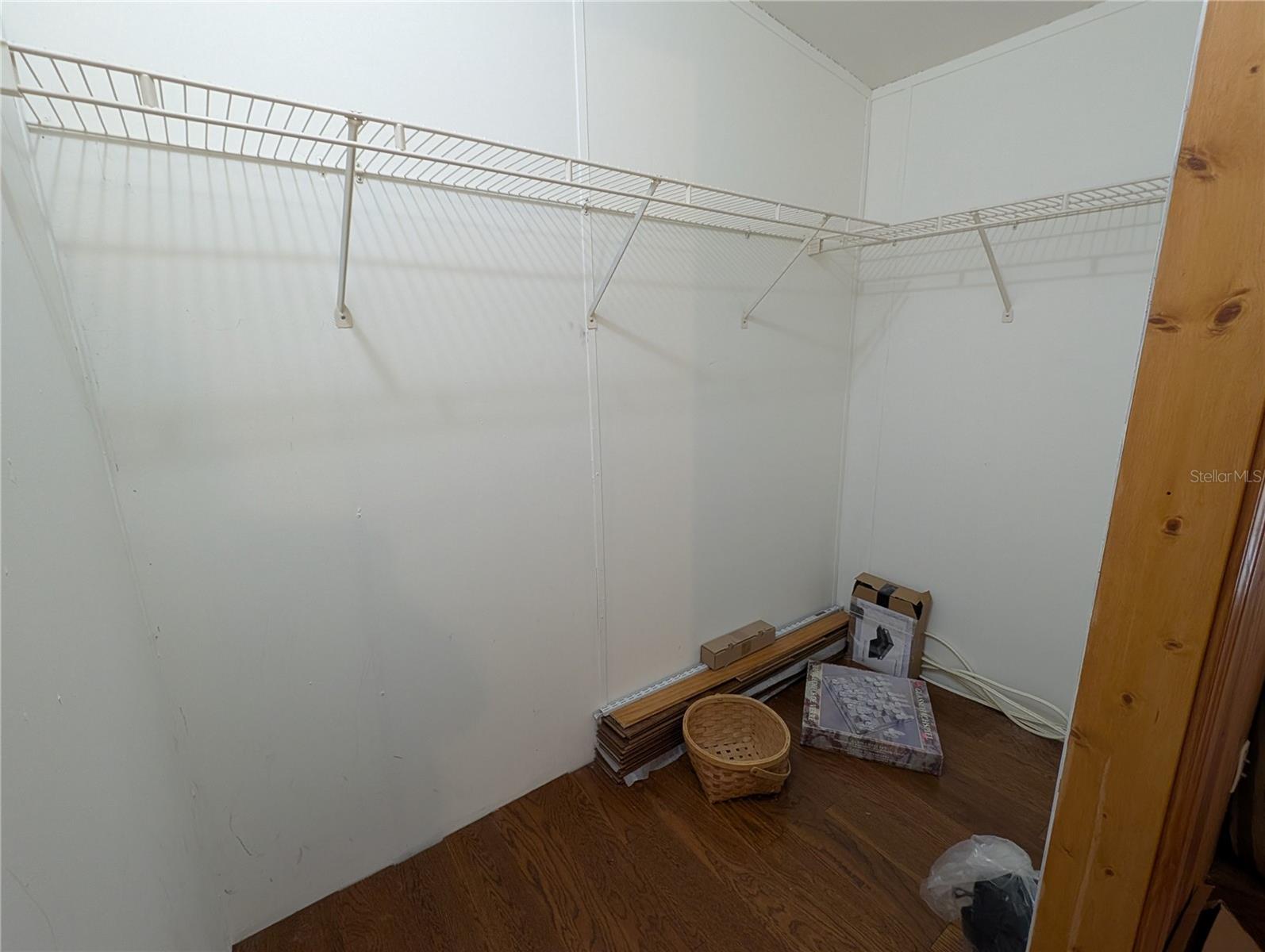 Image 24 of 46 For 9860 Nikolich Avenue