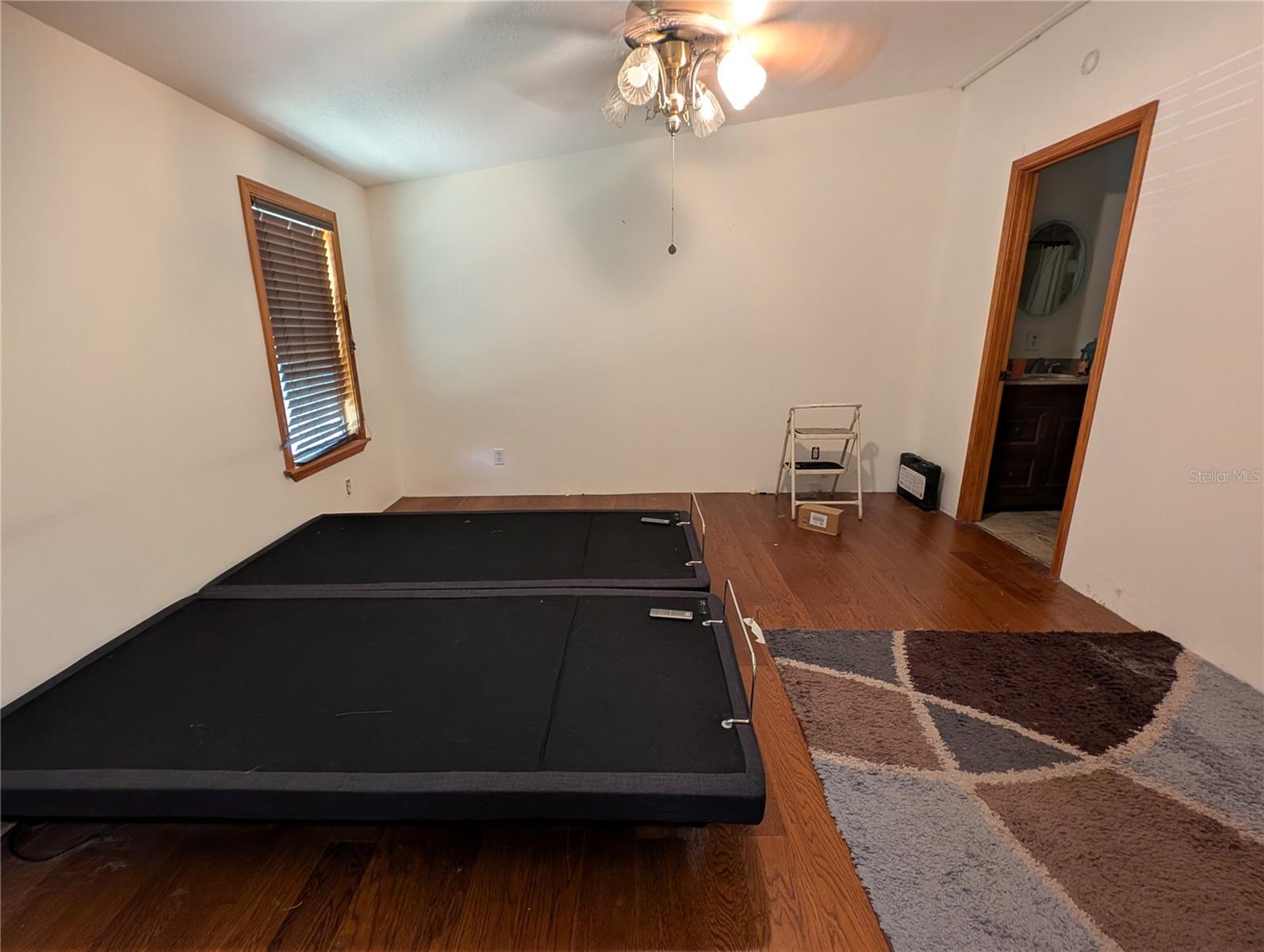 Image 25 of 46 For 9860 Nikolich Avenue