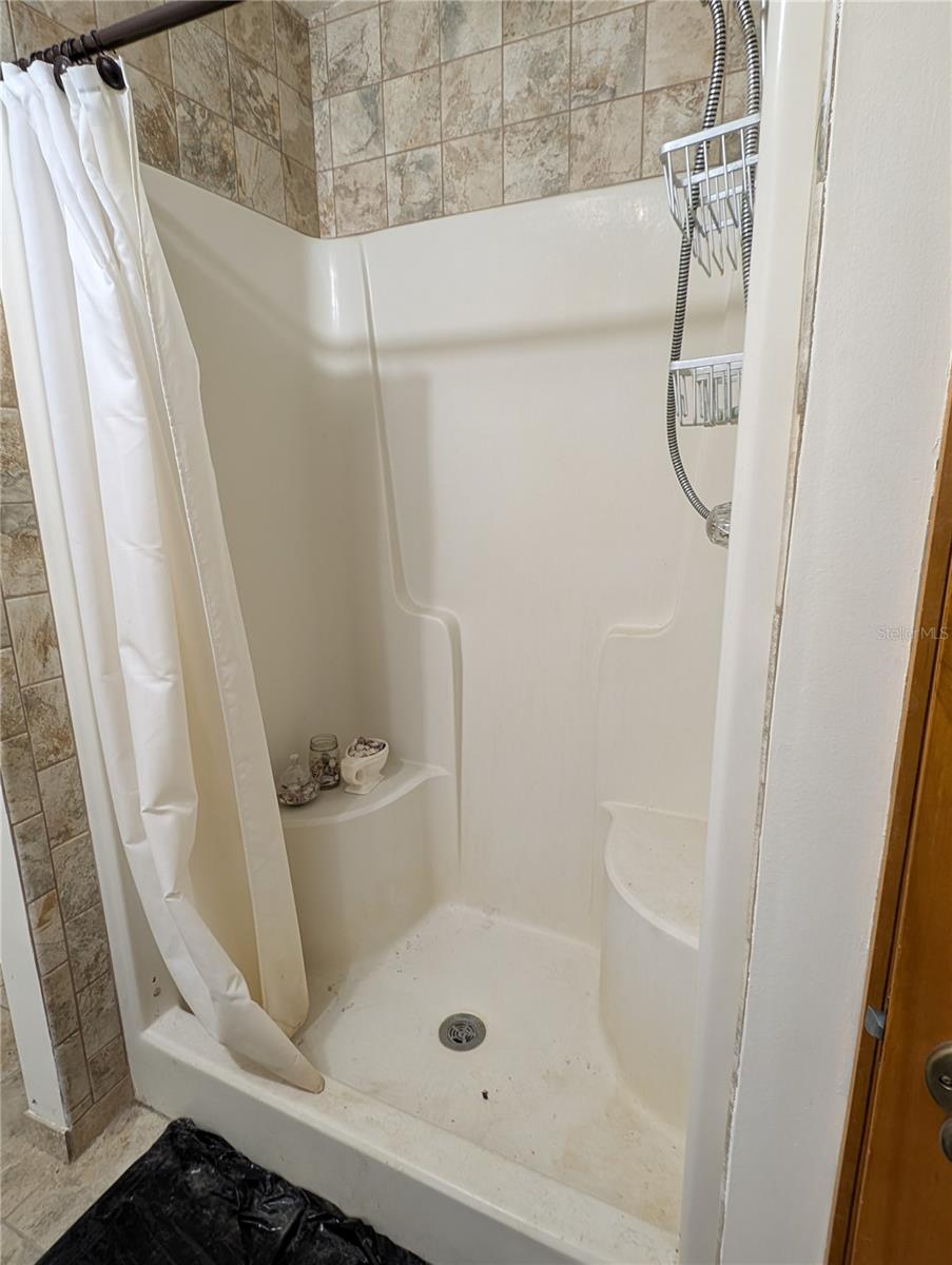 Image 28 of 46 For 9860 Nikolich Avenue