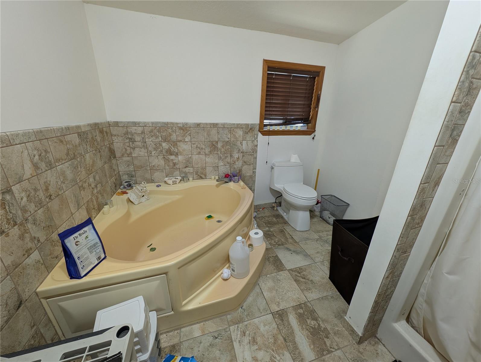 Image 29 of 46 For 9860 Nikolich Avenue