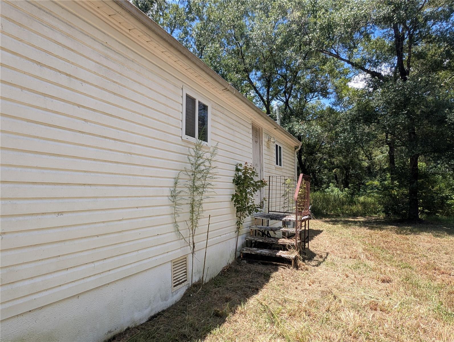 Image 6 of 46 For 9860 Nikolich Avenue