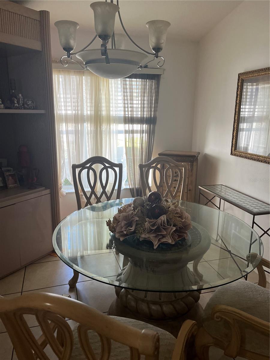 Image 5 of 10 For 12 Ripton Place