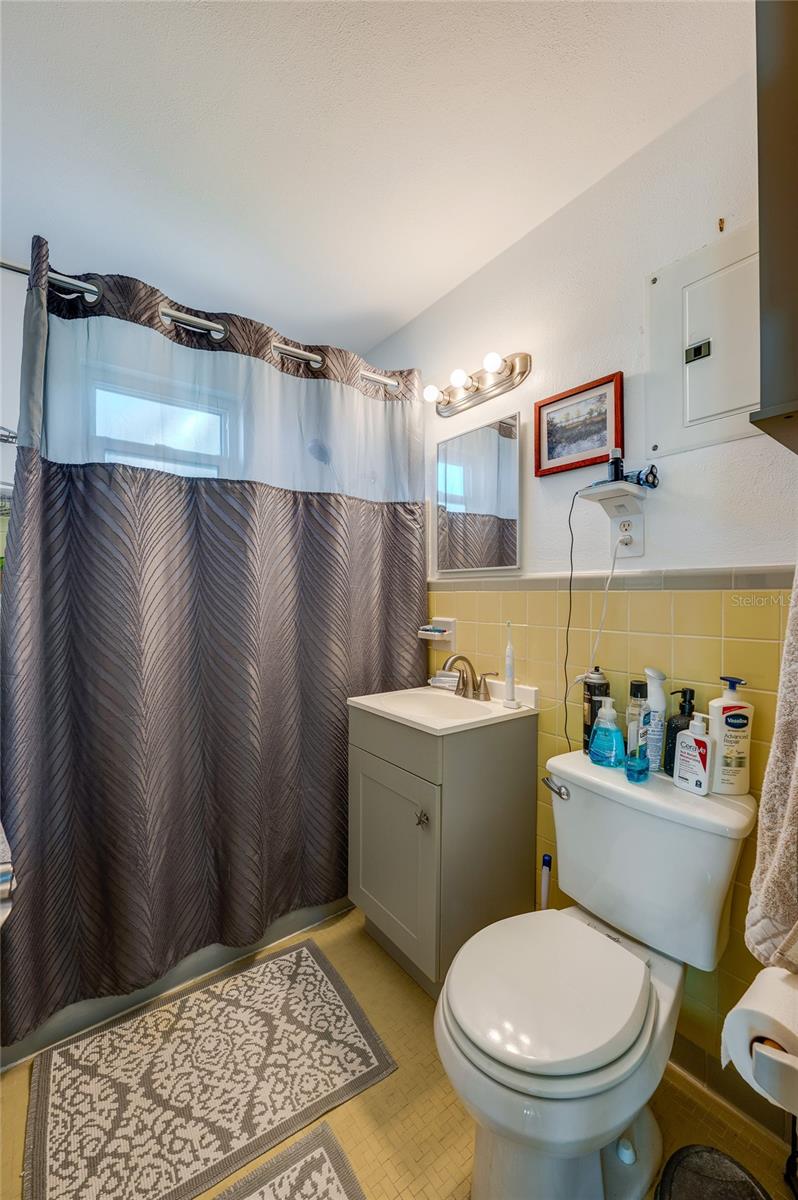 Image 29 of 44 For 29 Ocean Shore Drive