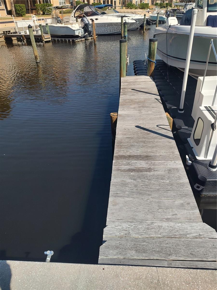 Image 2 of 8 For 35c Marina Point Place  35c