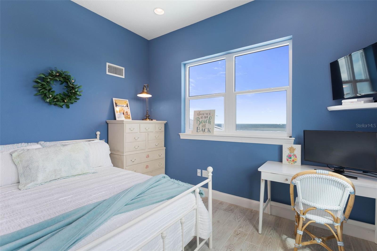 Image 45 of 96 For 1428 Ocean Shore Boulevard