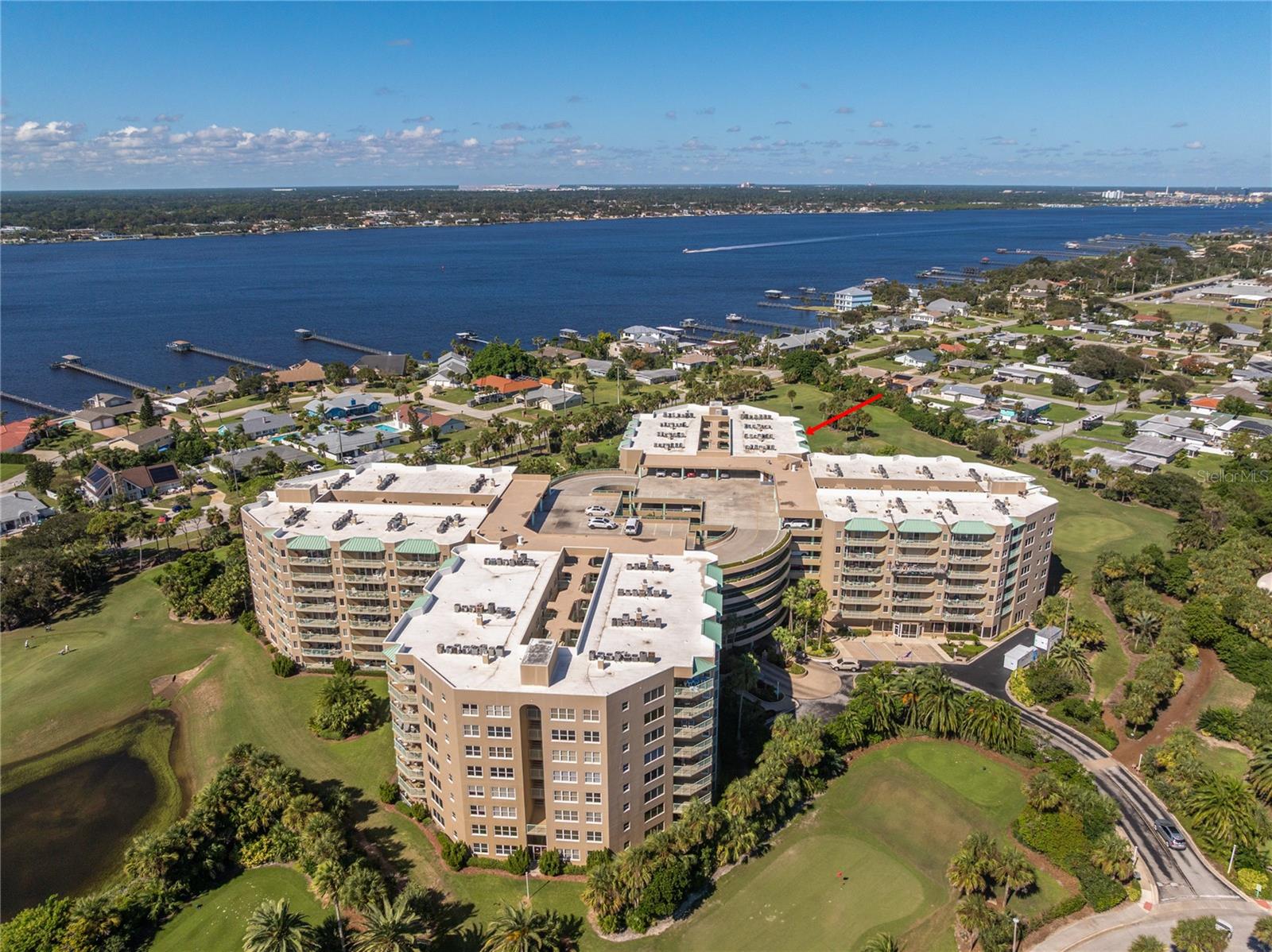 Image 27 of 54 For 4 Oceans West Boulevard 703b