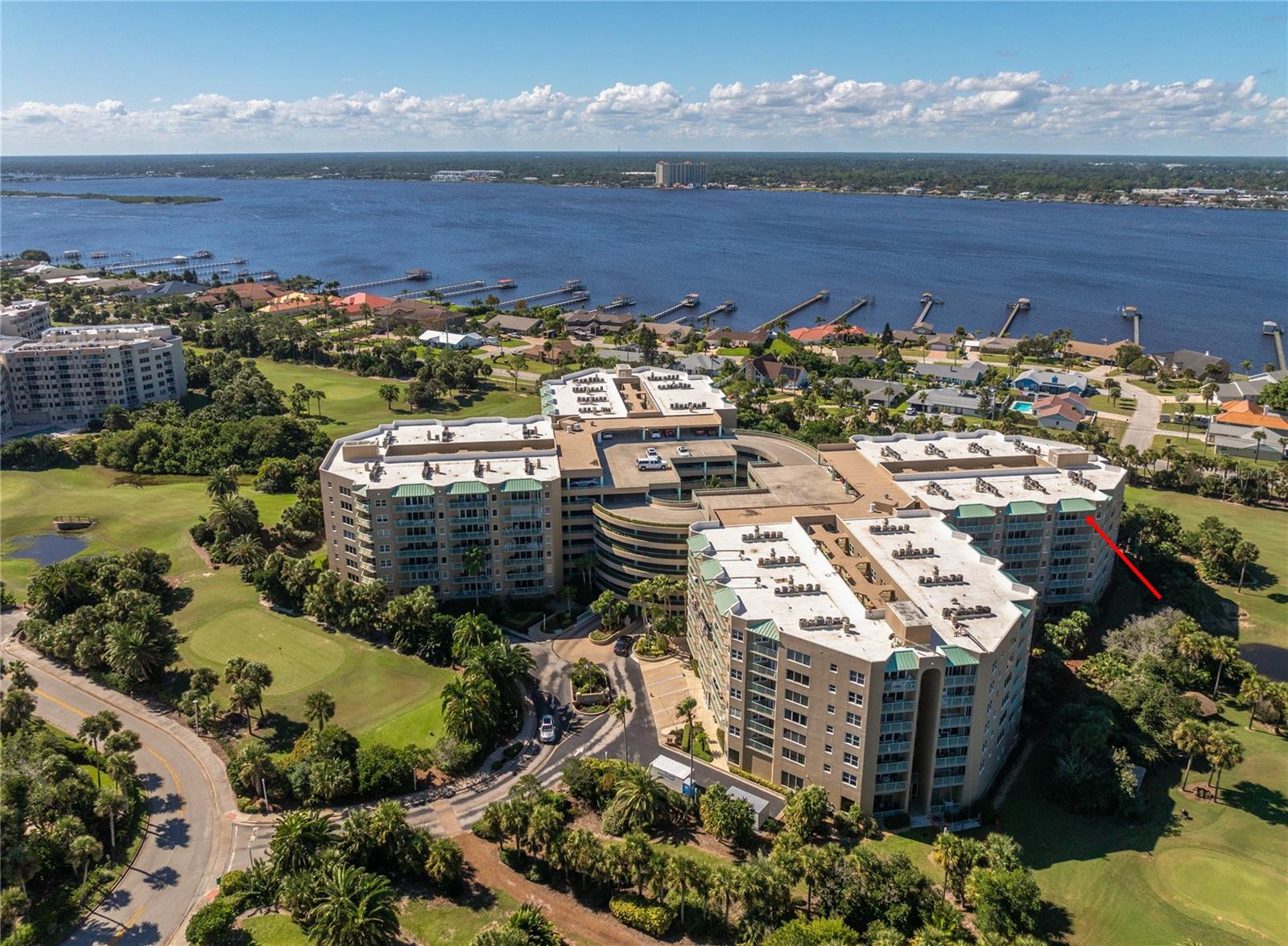 Image 29 of 54 For 4 Oceans West Boulevard 703b