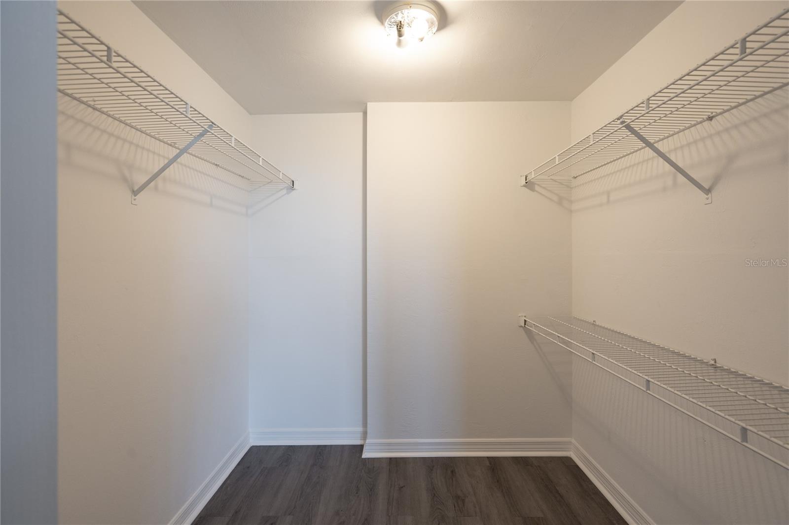 Image 45 of 54 For 4 Oceans West Boulevard 703b