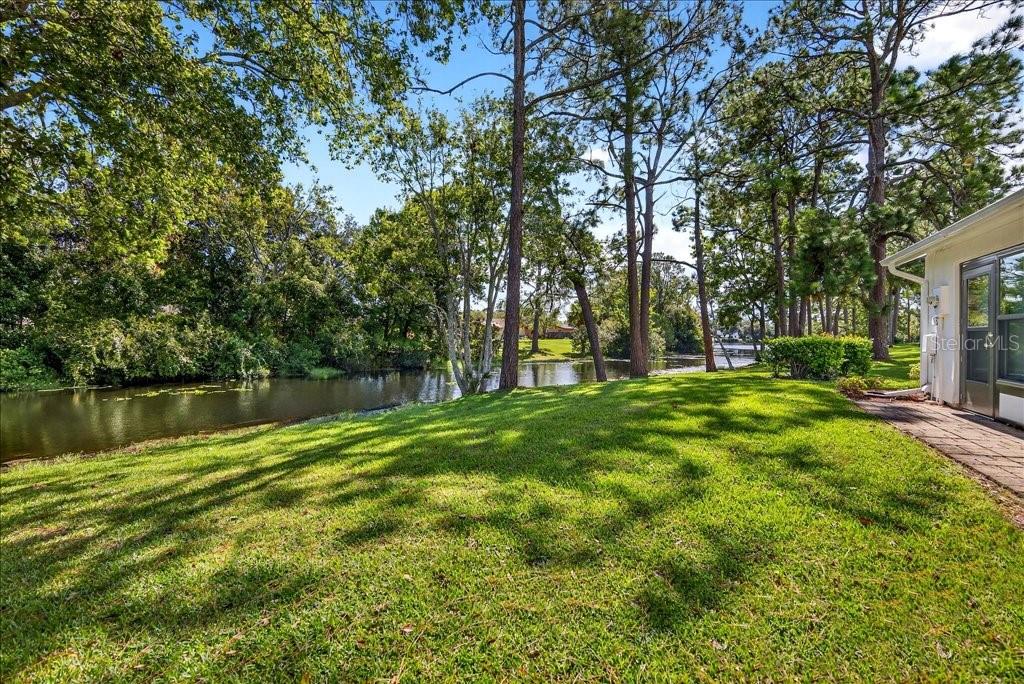 Image 19 of 20 For 39 Kings Colony Court 39