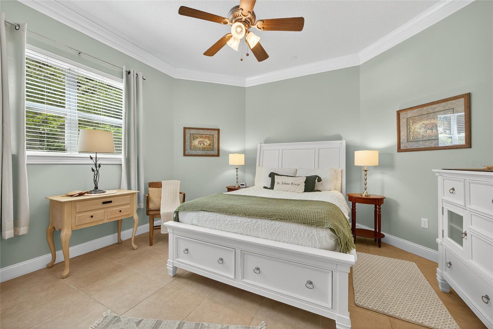 Image 37 of 62 For 301 Saratoga Drive