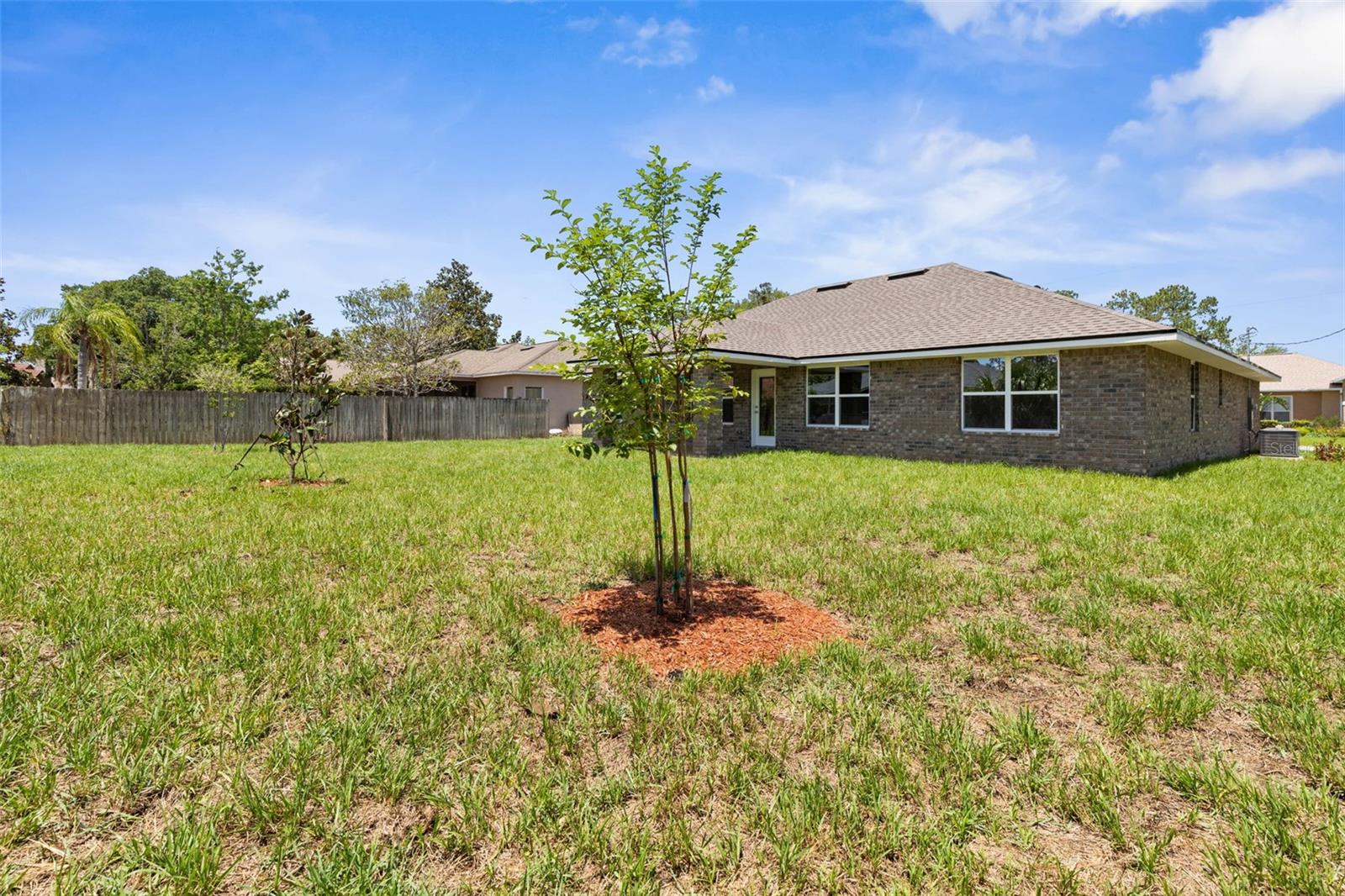 Image 40 of 41 For 67 Royal Oak Drive