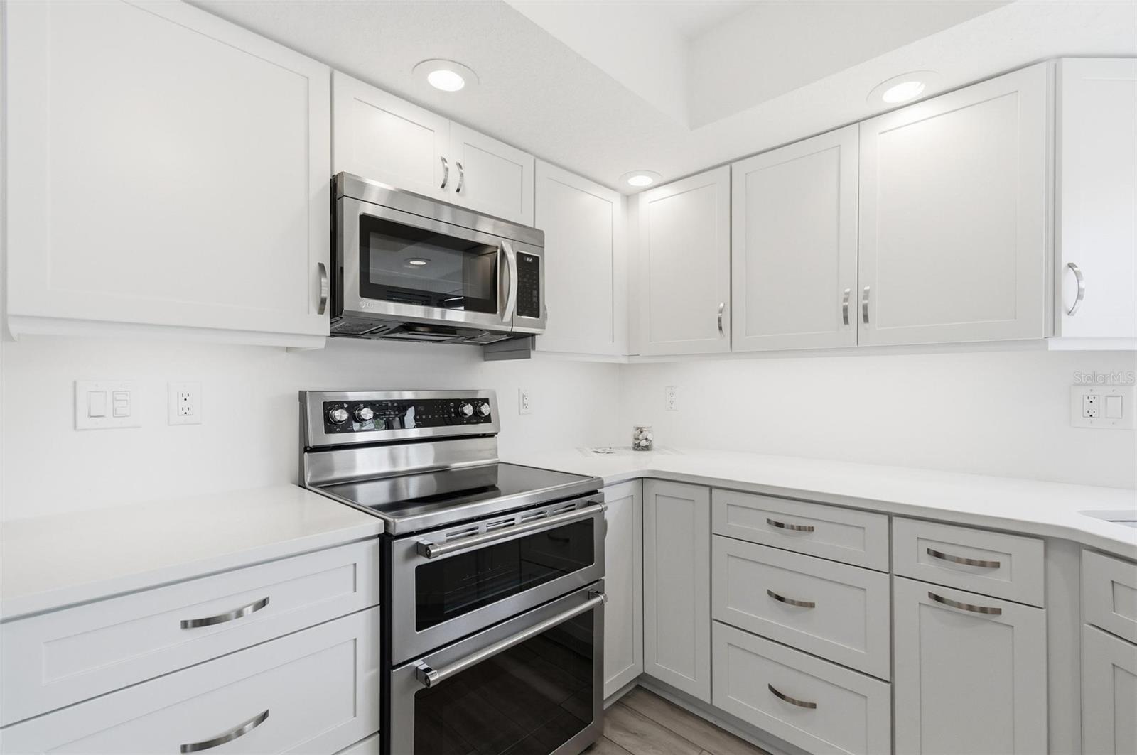 Image 10 of 86 For 19 Sherbury Court N-a