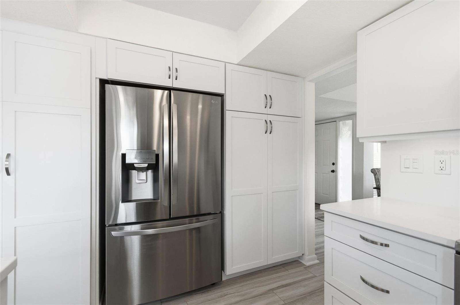 Image 15 of 86 For 19 Sherbury Court N-a