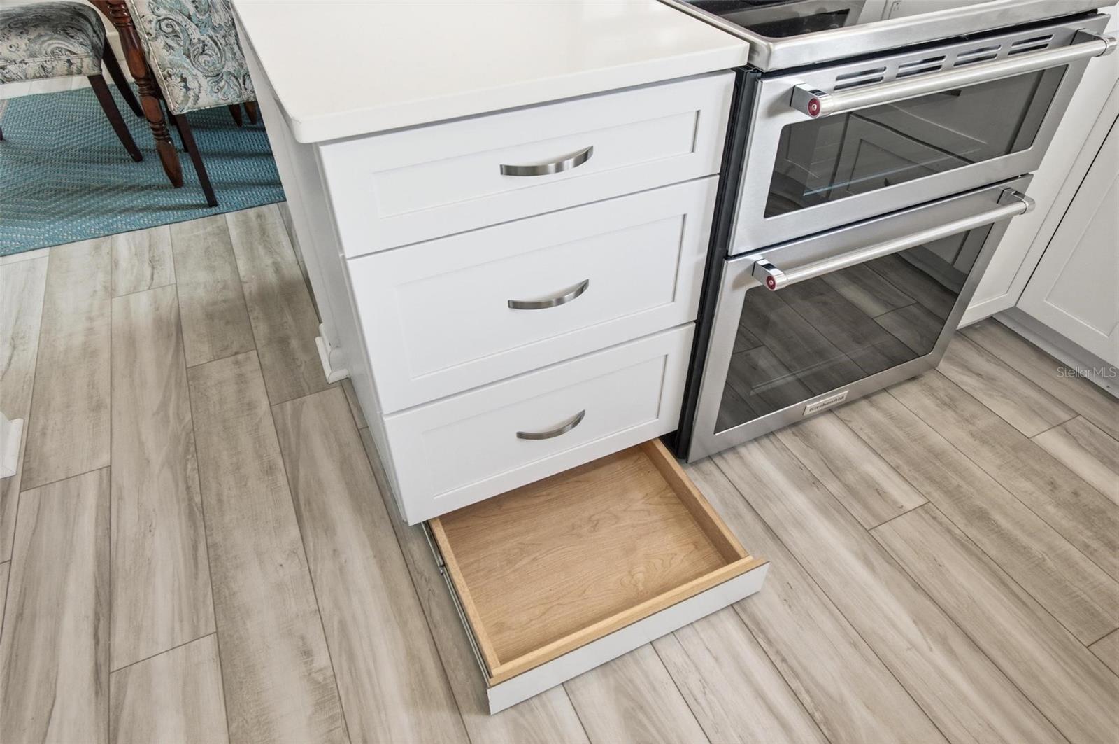 Image 23 of 86 For 19 Sherbury Court N-a