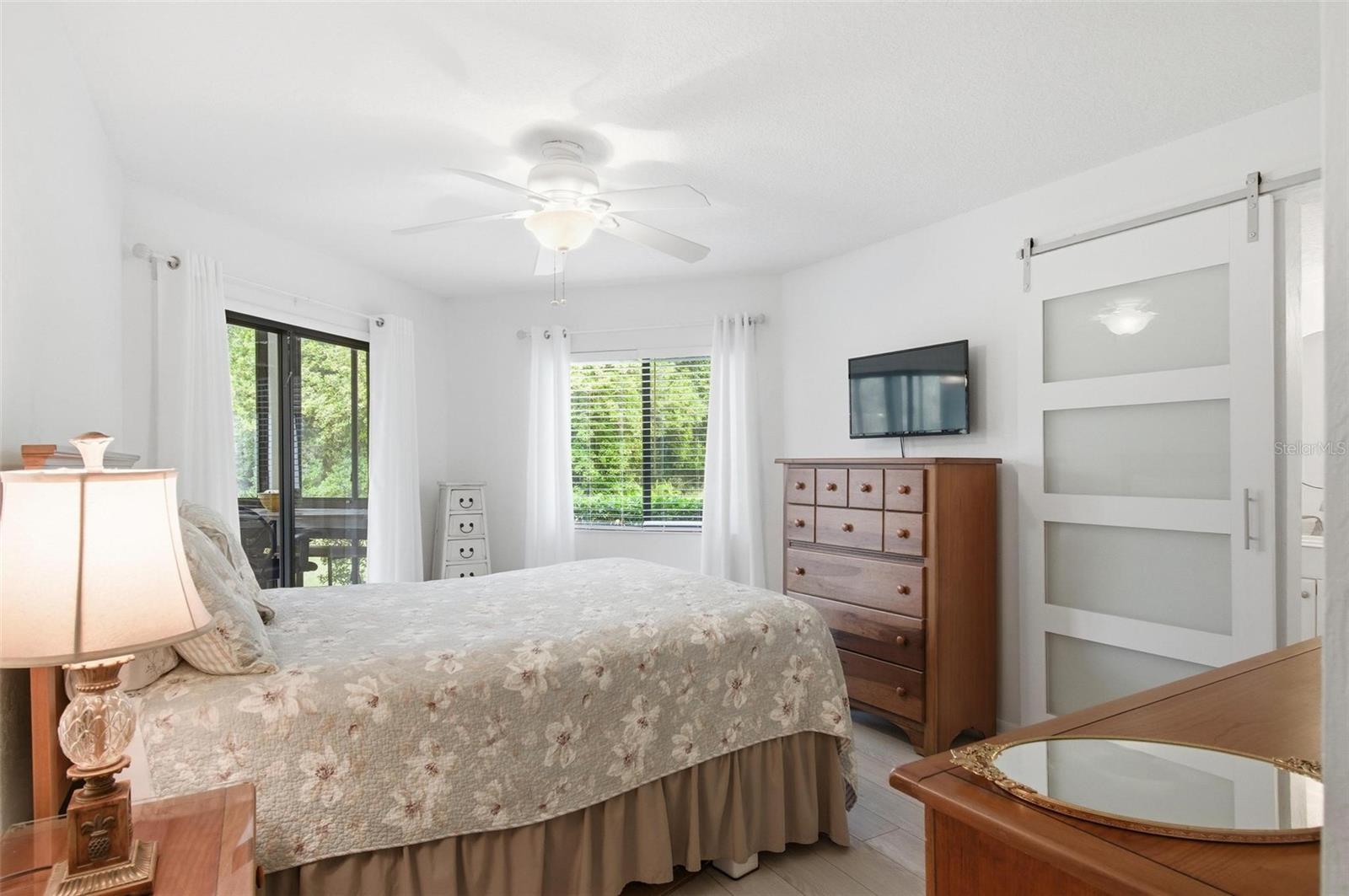 Image 27 of 86 For 19 Sherbury Court N-a