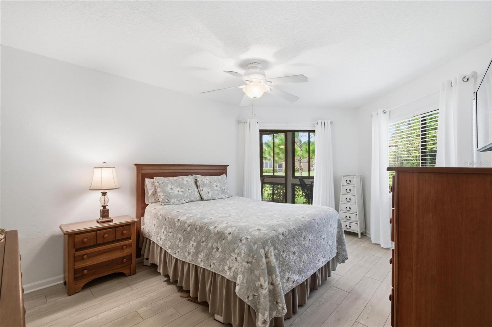 Image 28 of 86 For 19 Sherbury Court N-a