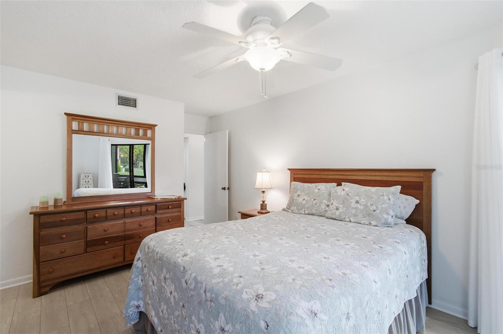 Image 30 of 86 For 19 Sherbury Court N-a