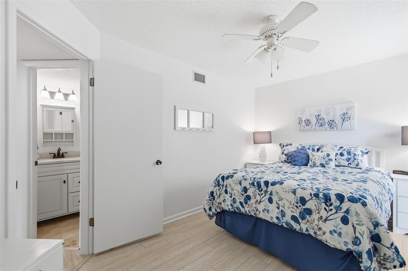 Image 38 of 86 For 19 Sherbury Court N-a