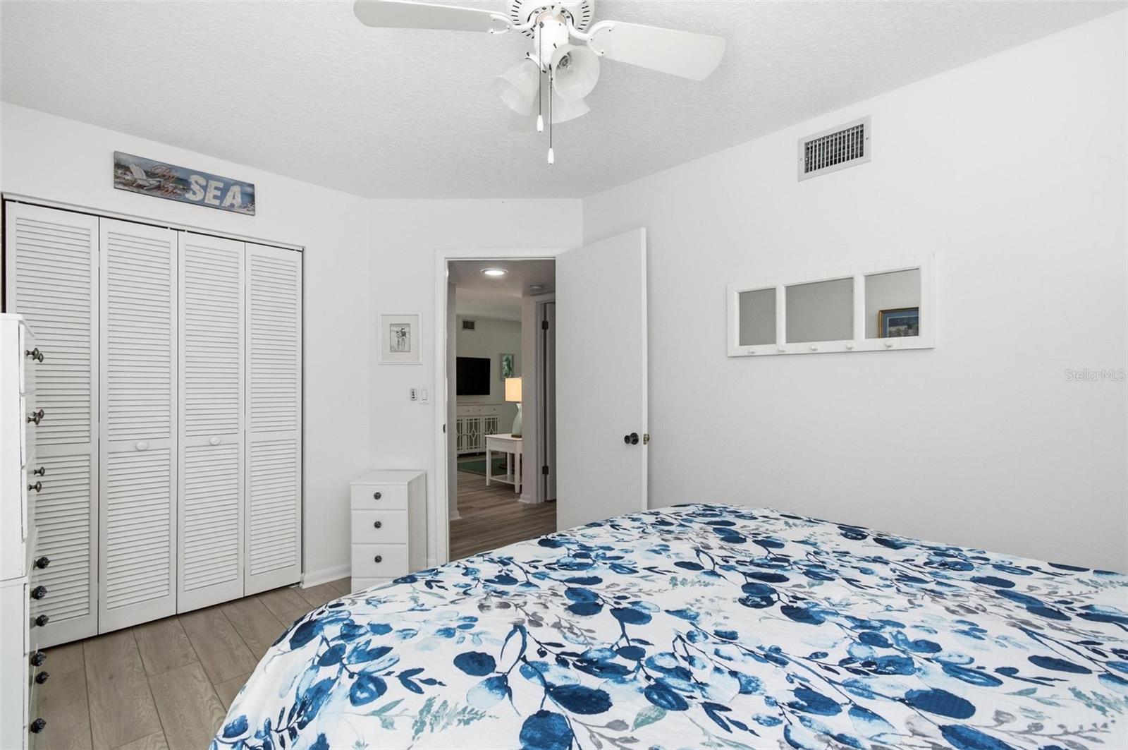 Image 40 of 86 For 19 Sherbury Court N-a