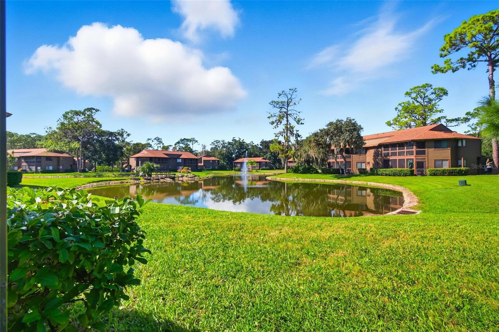 Image 48 of 86 For 19 Sherbury Court N-a