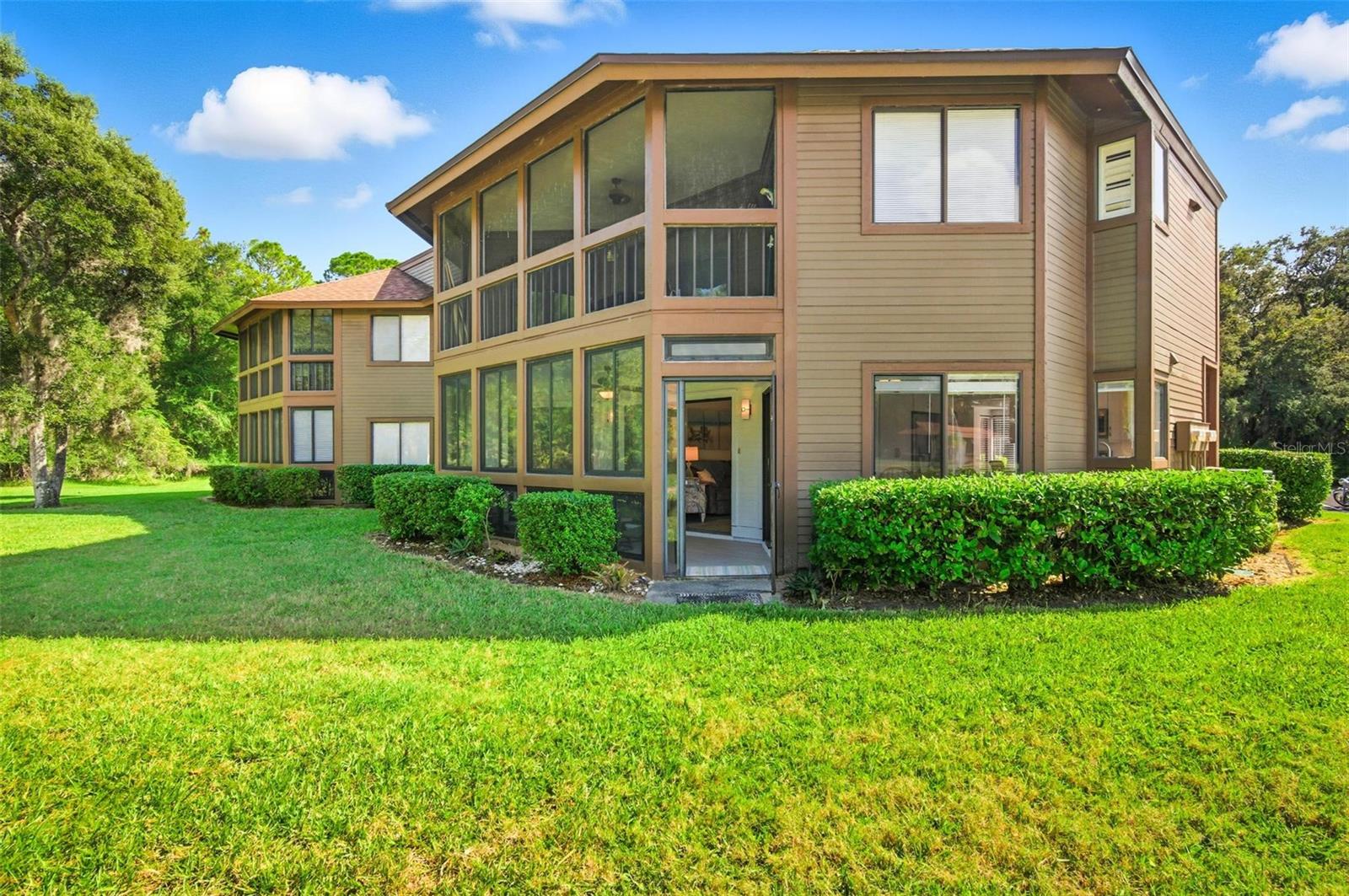 Image 49 of 86 For 19 Sherbury Court N-a