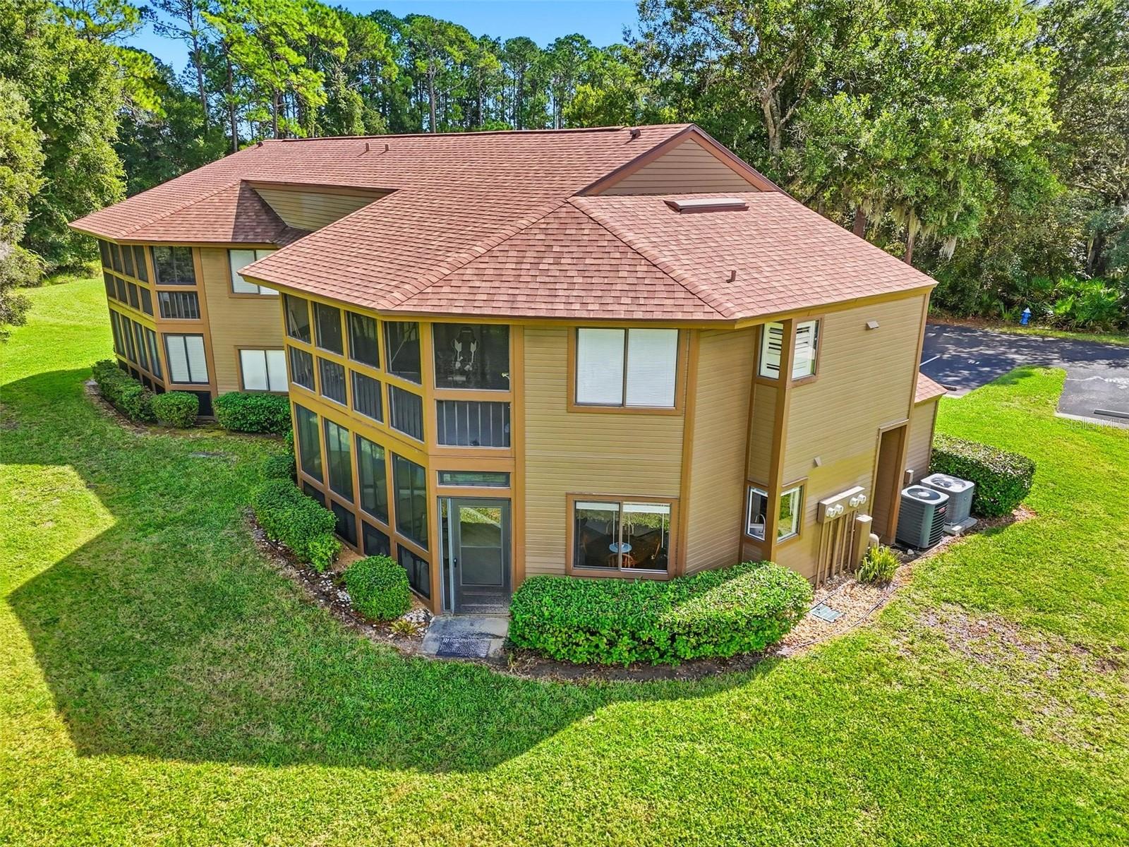 Image 58 of 86 For 19 Sherbury Court N-a