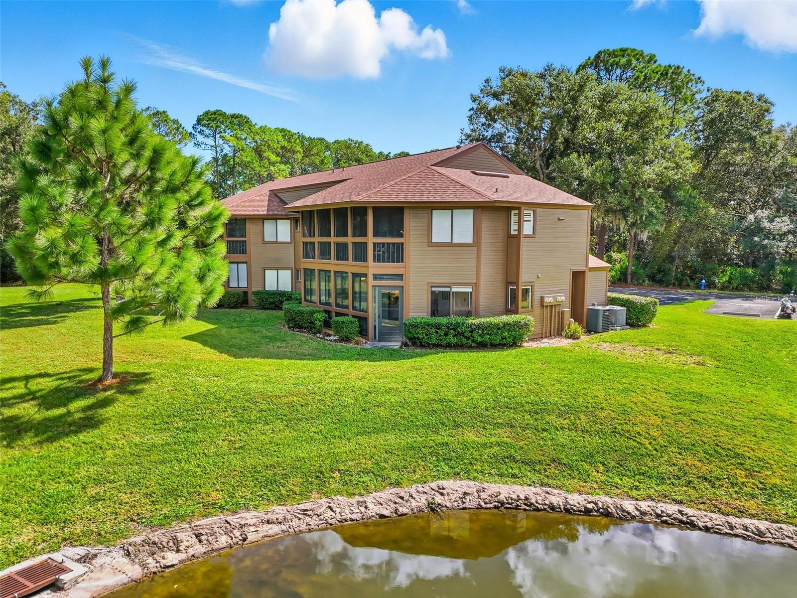 Image 59 of 86 For 19 Sherbury Court N-a