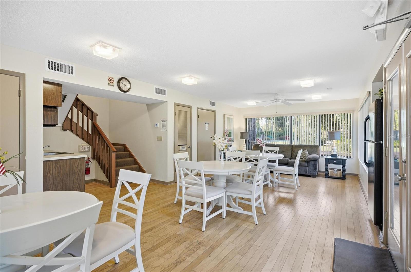 Image 73 of 86 For 19 Sherbury Court N-a