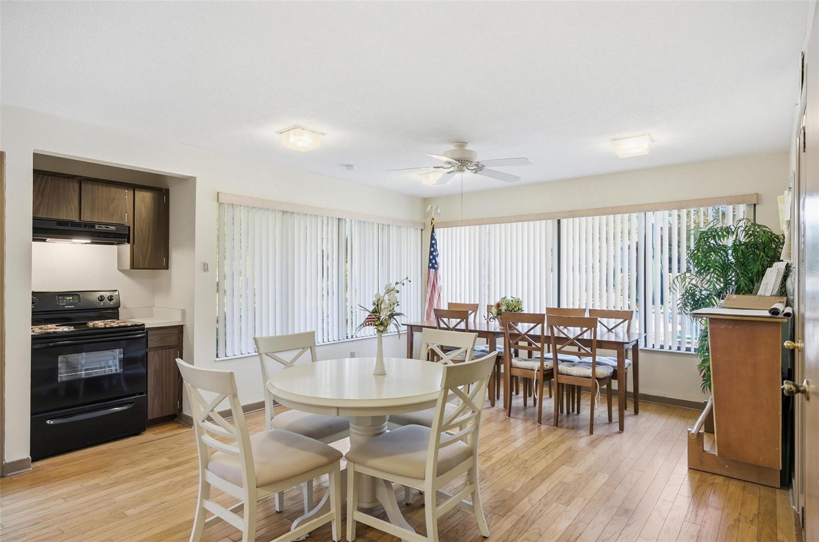 Image 74 of 86 For 19 Sherbury Court N-a