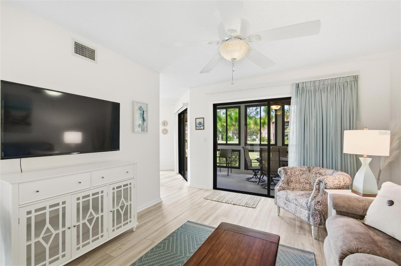 Image 8 of 86 For 19 Sherbury Court N-a