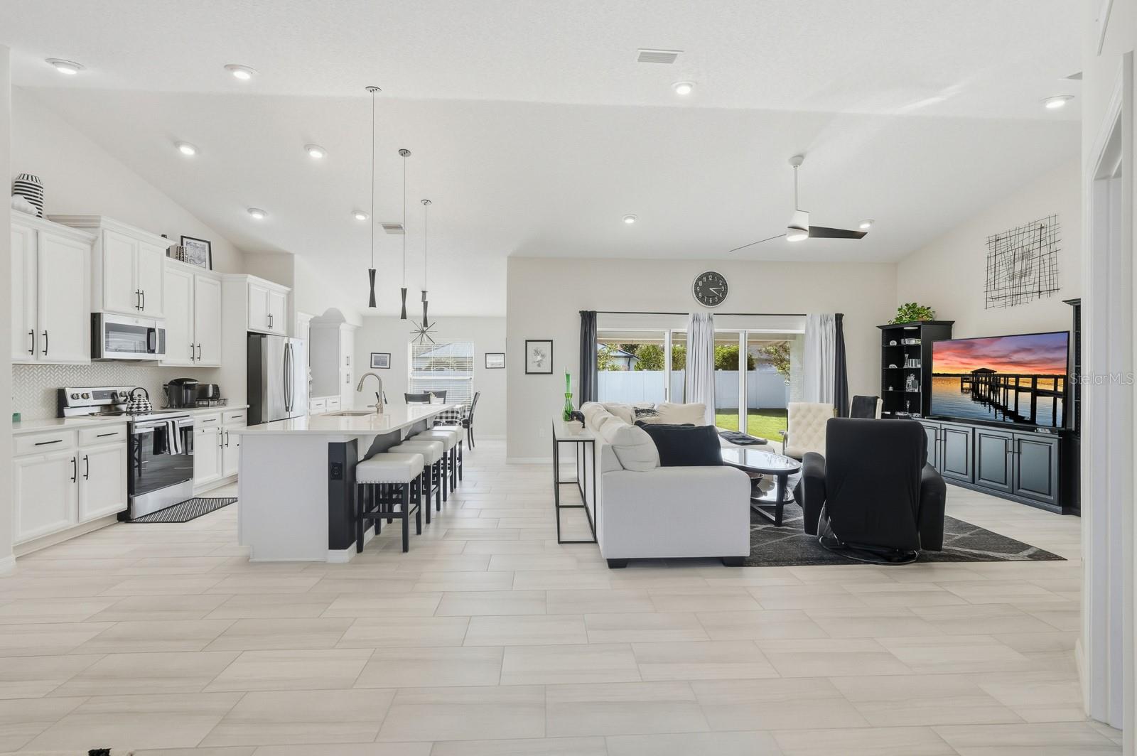 Image 10 of 55 For 42 Westglen Lane