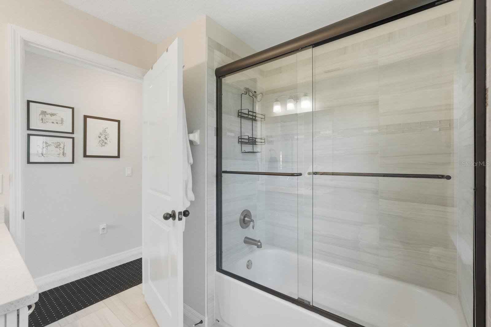 Image 15 of 55 For 42 Westglen Lane