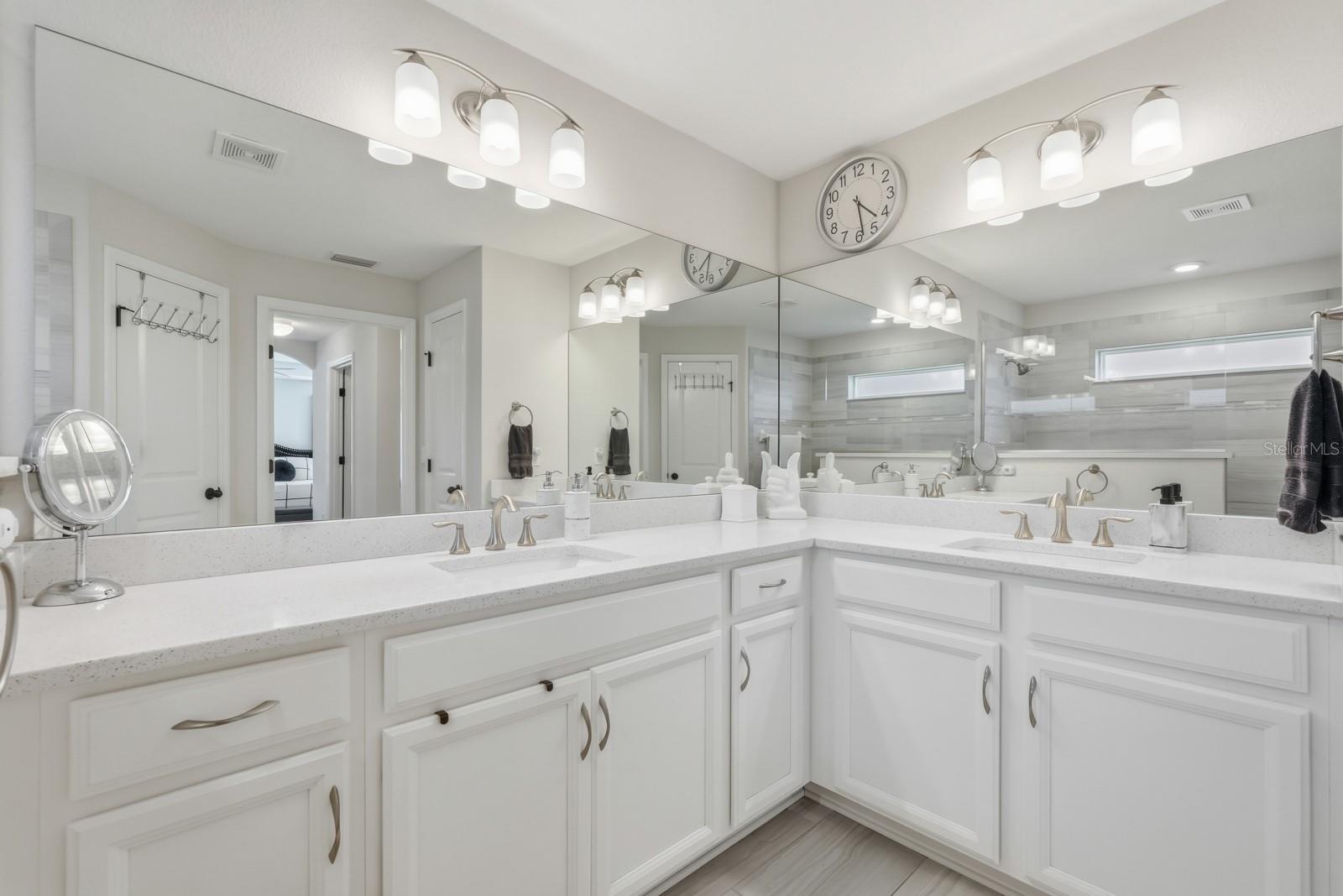 Image 30 of 55 For 42 Westglen Lane