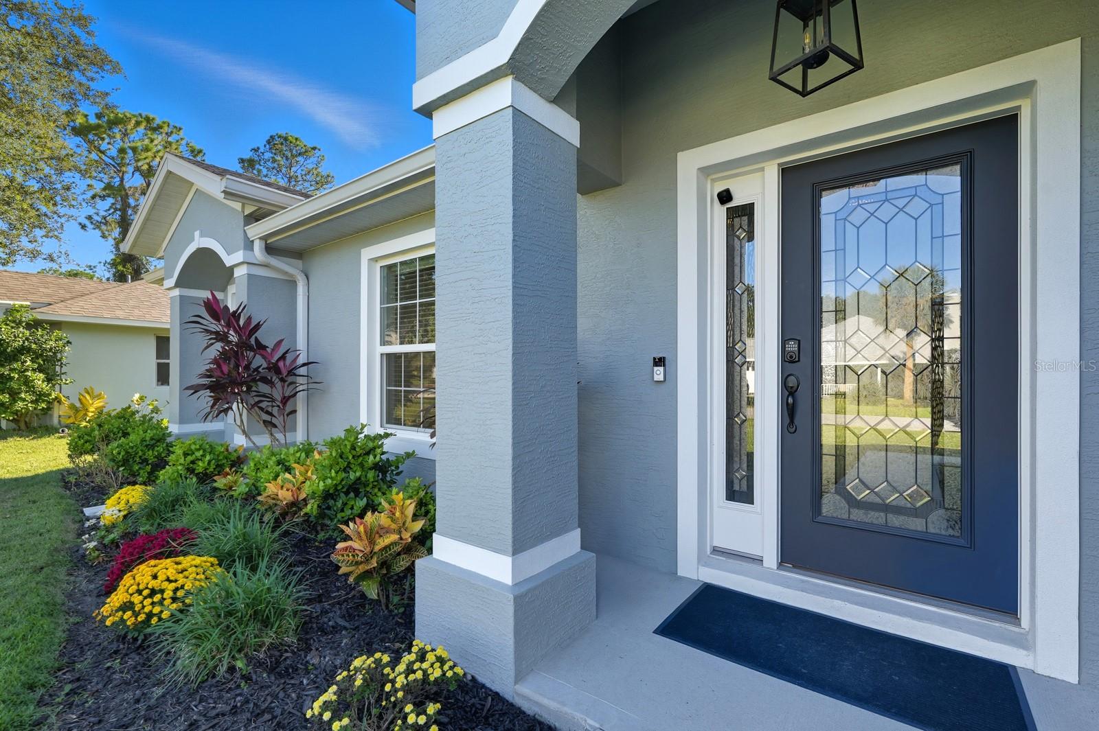 Image 4 of 55 For 42 Westglen Lane