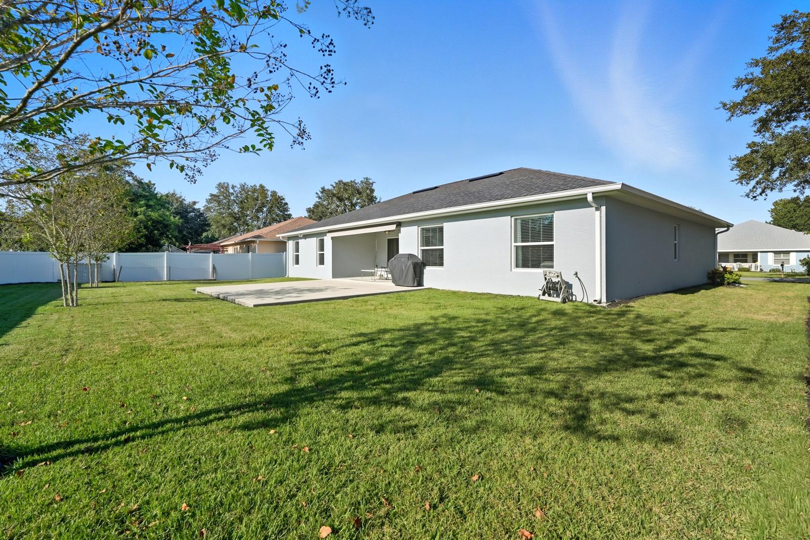 Image 44 of 55 For 42 Westglen Lane