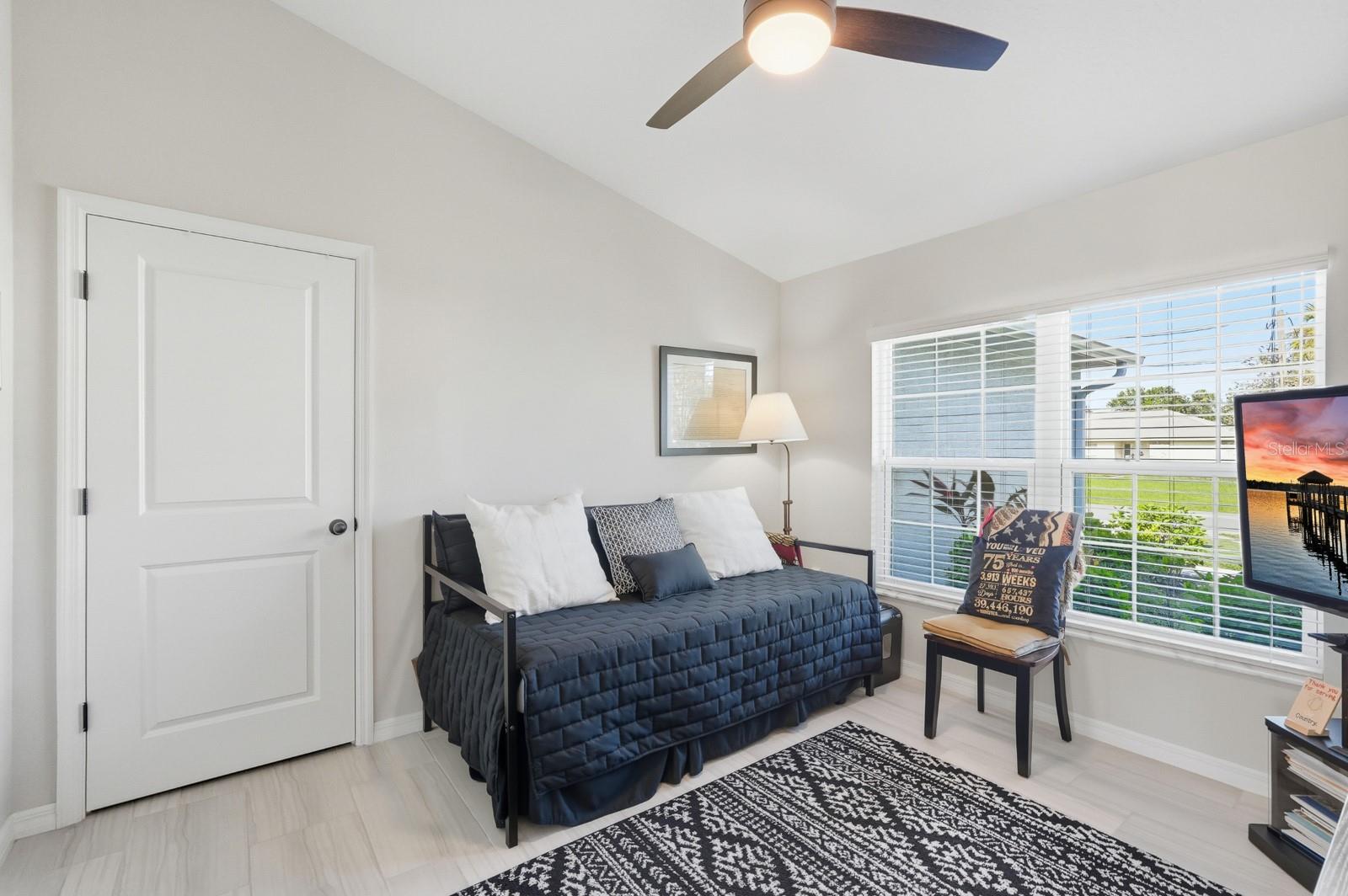 Image 7 of 55 For 42 Westglen Lane