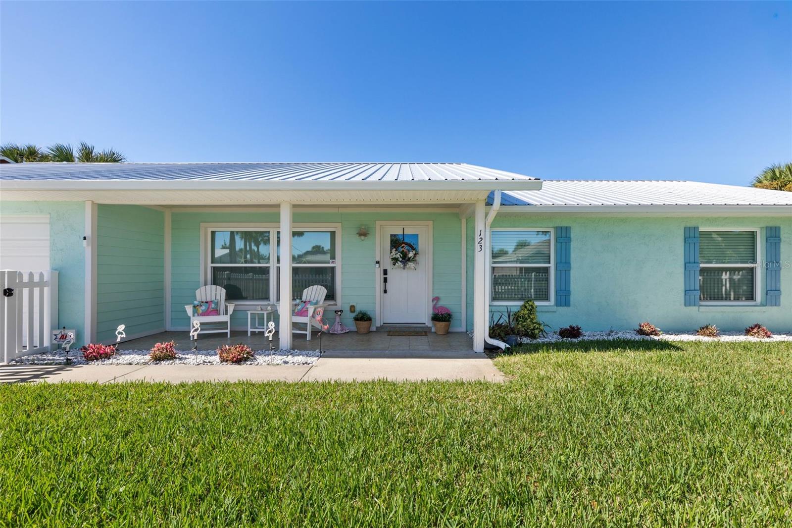 Image 2 of 77 For 123 Avalon Avenue