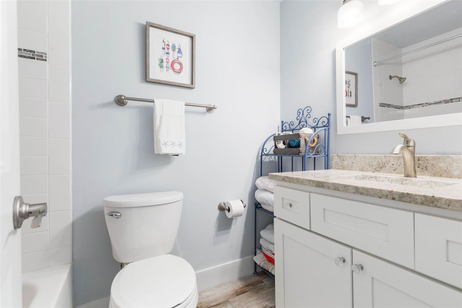 Image 27 of 77 For 123 Avalon Avenue